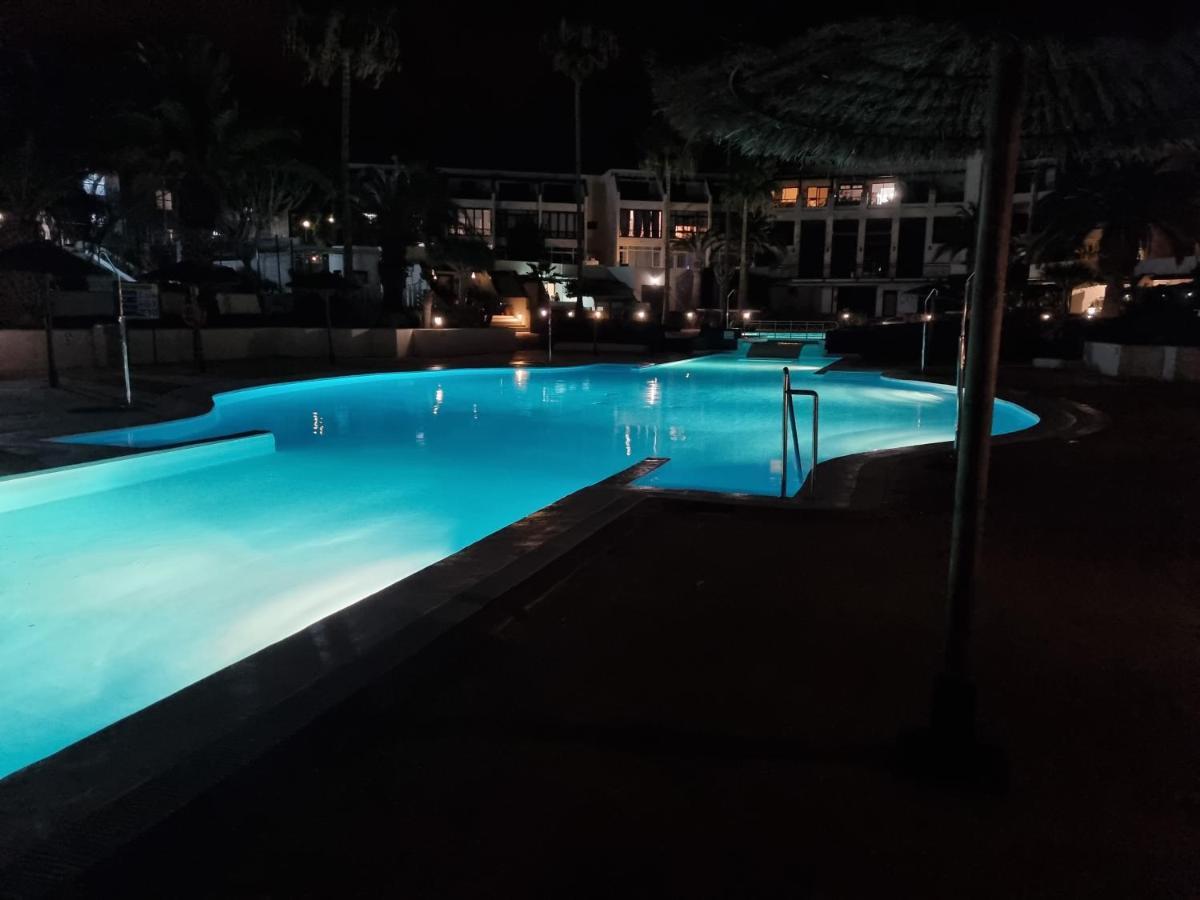 Apartamento Eduardo A Primera Linea Del Mar 科斯塔特吉塞 外观 照片